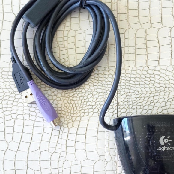 Logitech Cordless Keyboard and Mouse Receiver M/N  C-BD9-Dual  P/N 830522-0000 - Picture 5 of 5